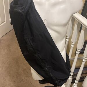 Lululemon yoga bag